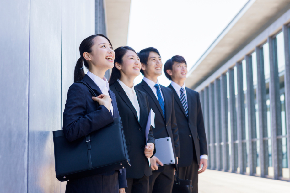 コーポレートサイト　制作事例　実績